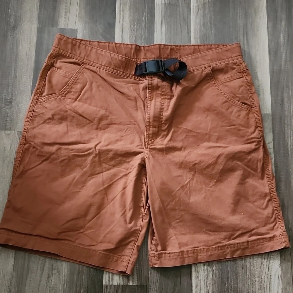 L.L. Bean Shorts Size 38 Rust Color Great for Outdoors